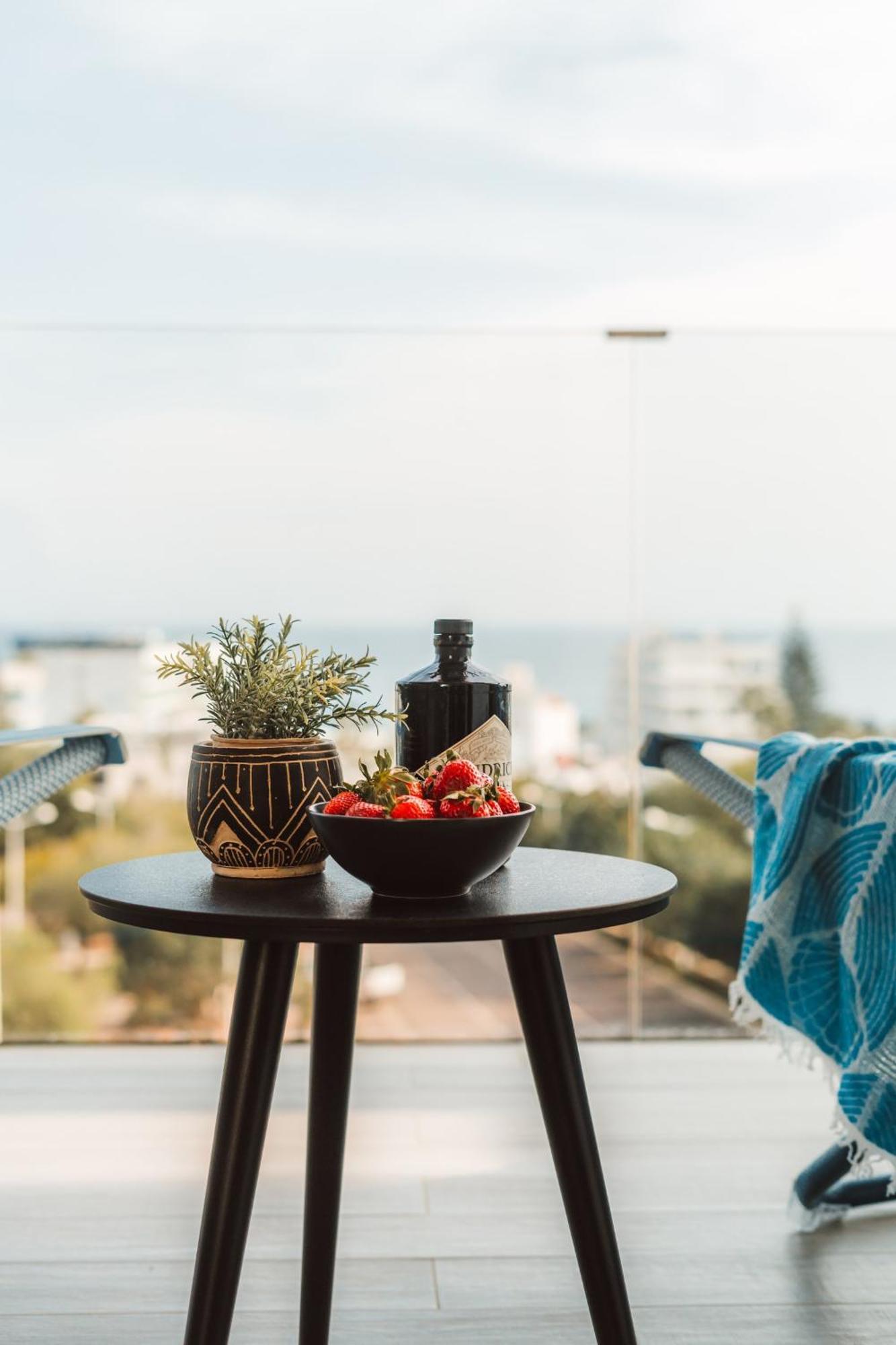 Eden Seaview Apartment