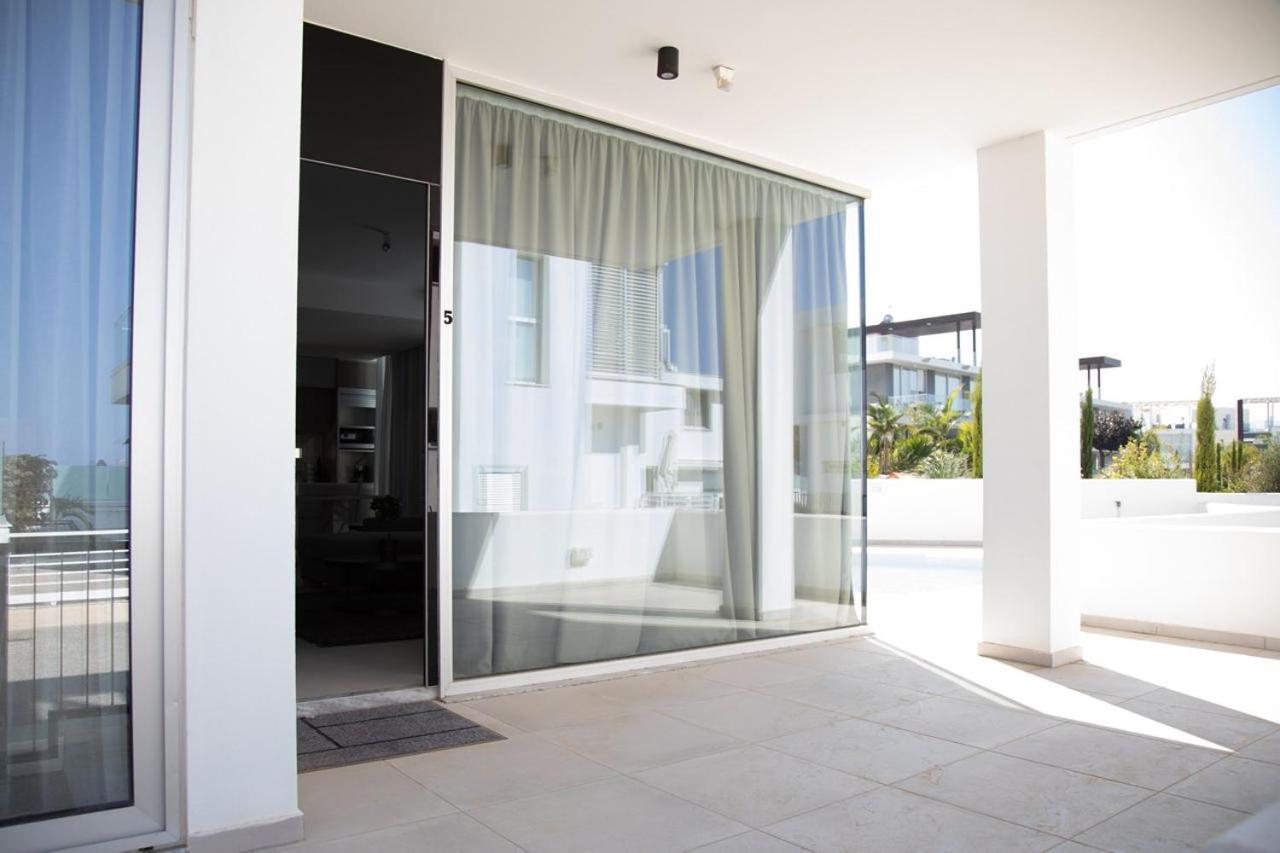Brand New 2-floor With Private Swimming Pool Villa