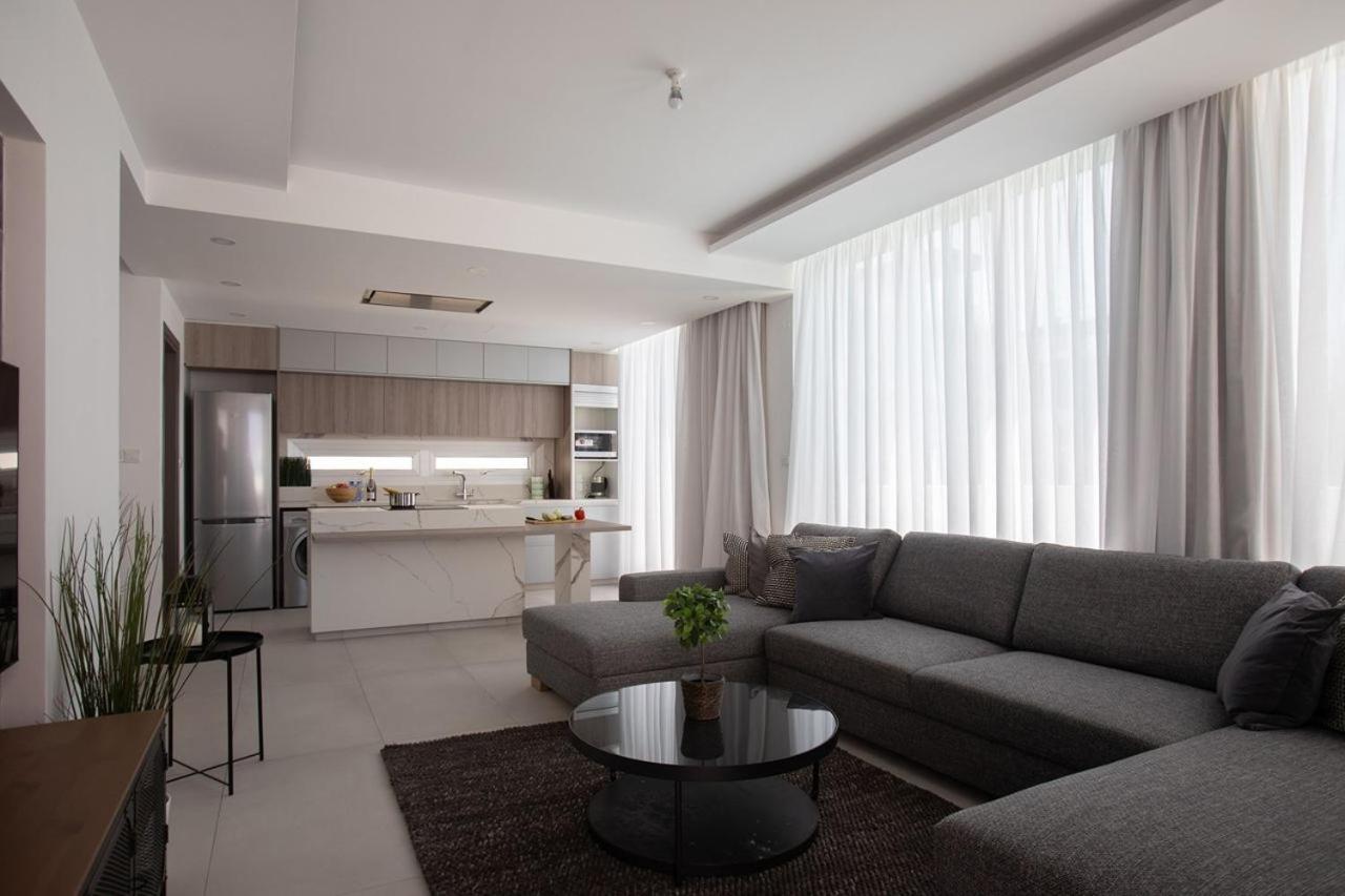 Villa Brand New 2-floor With Private Swimming Pool