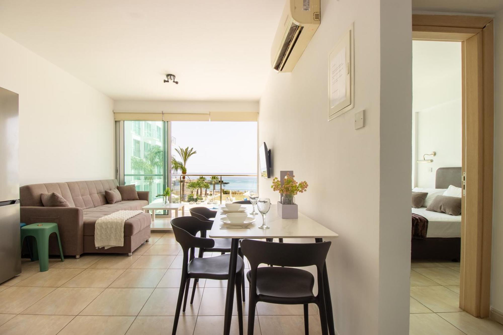Prime Seafront Apartment