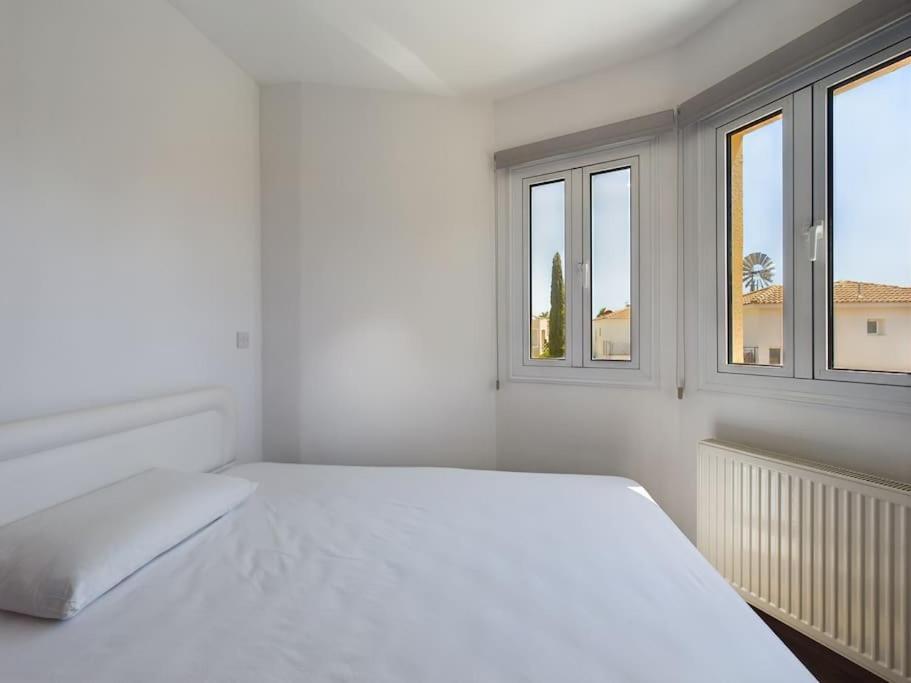 Pernera Beachside Haven Protaras