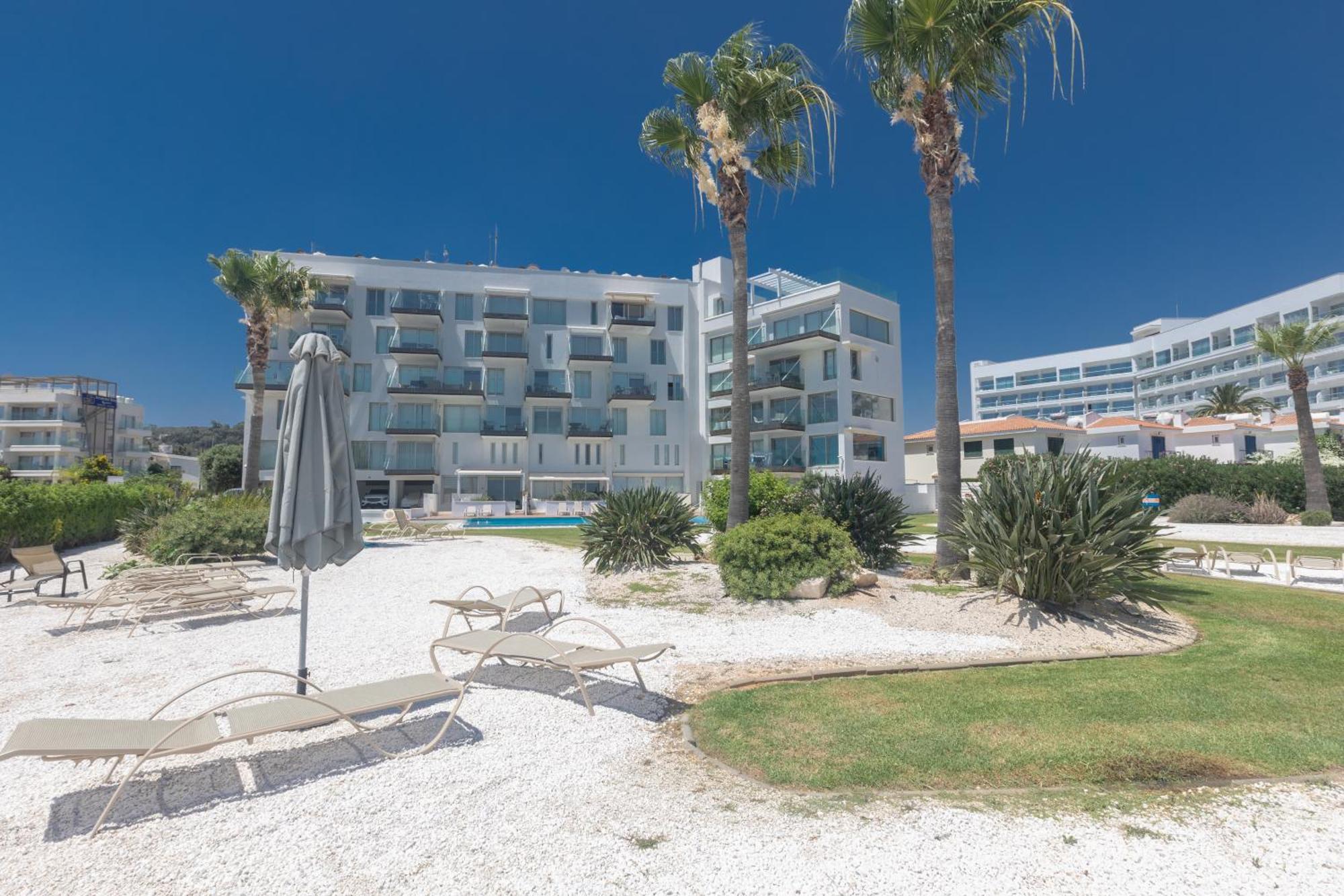 Thalassa Luxury *