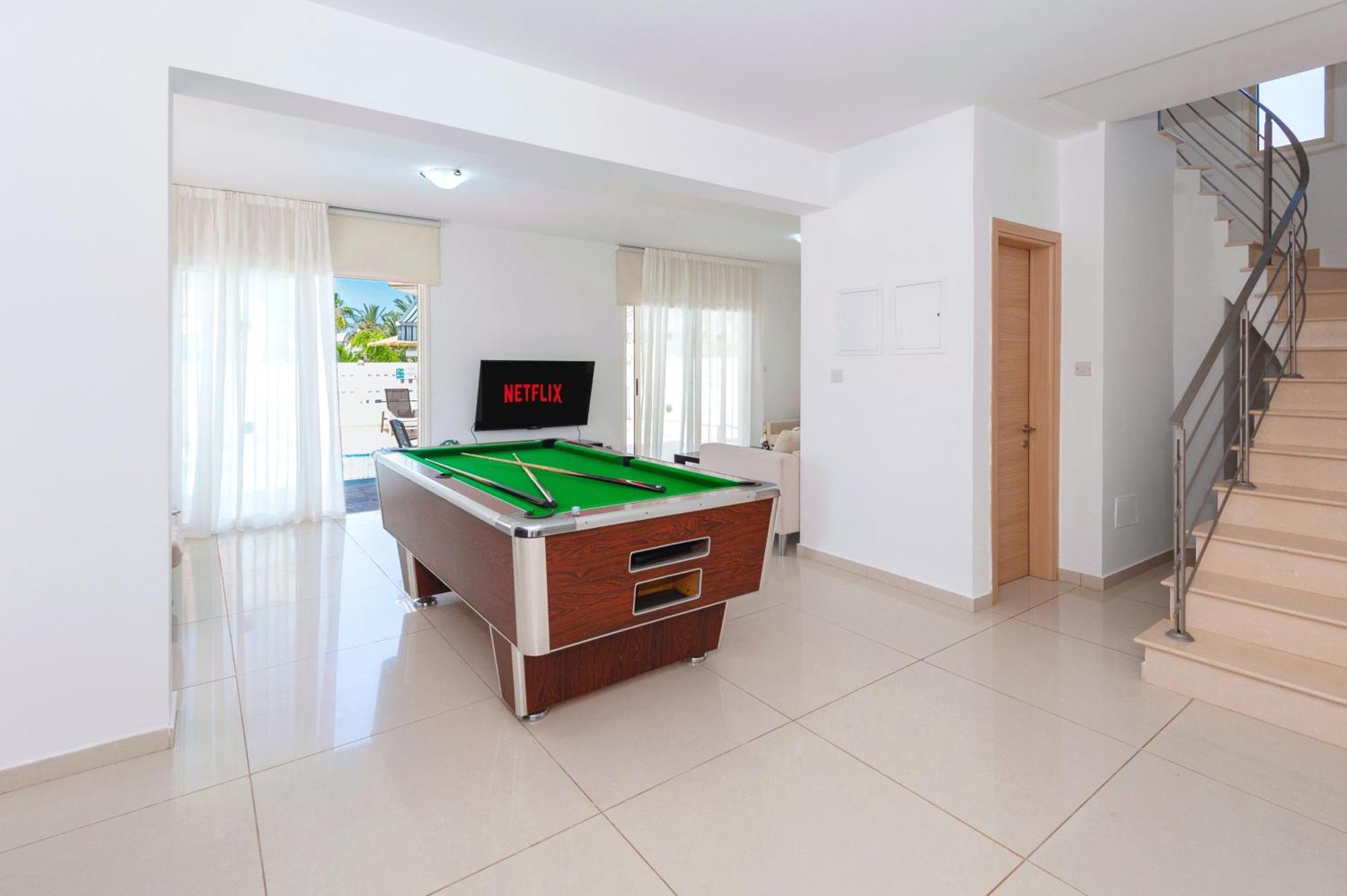 Holiday home Anemona - 100m From Pernera