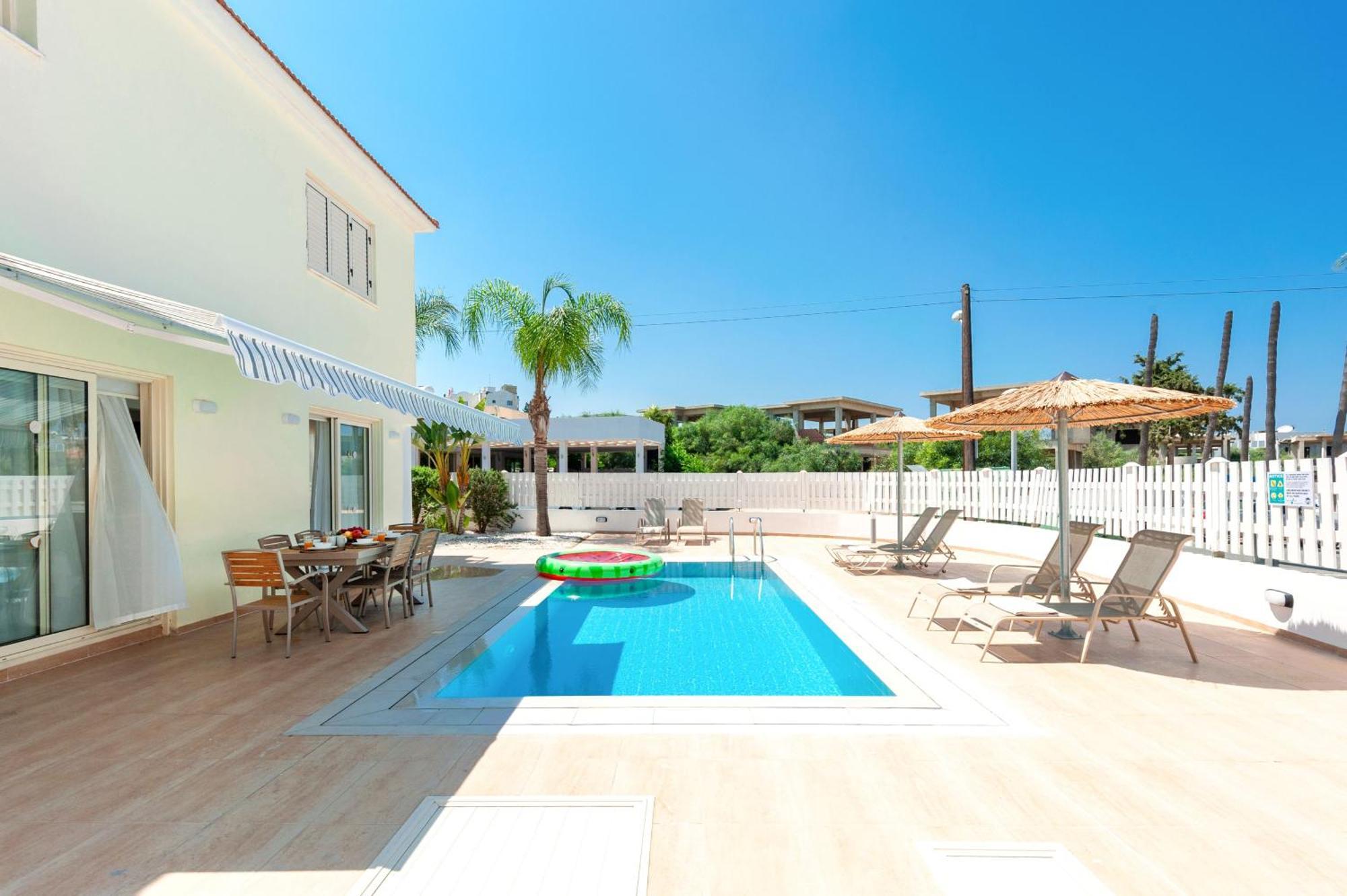 Anemona - 100m From Pernera Holiday home Protaras
