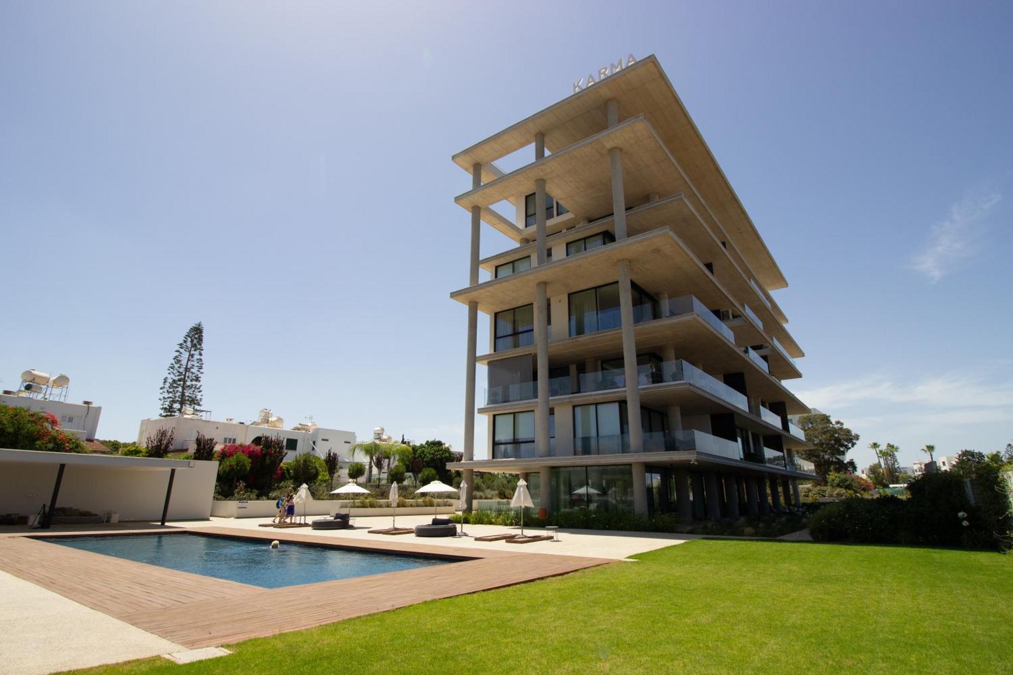 Luxury 4-bed With Sea-views Protaras