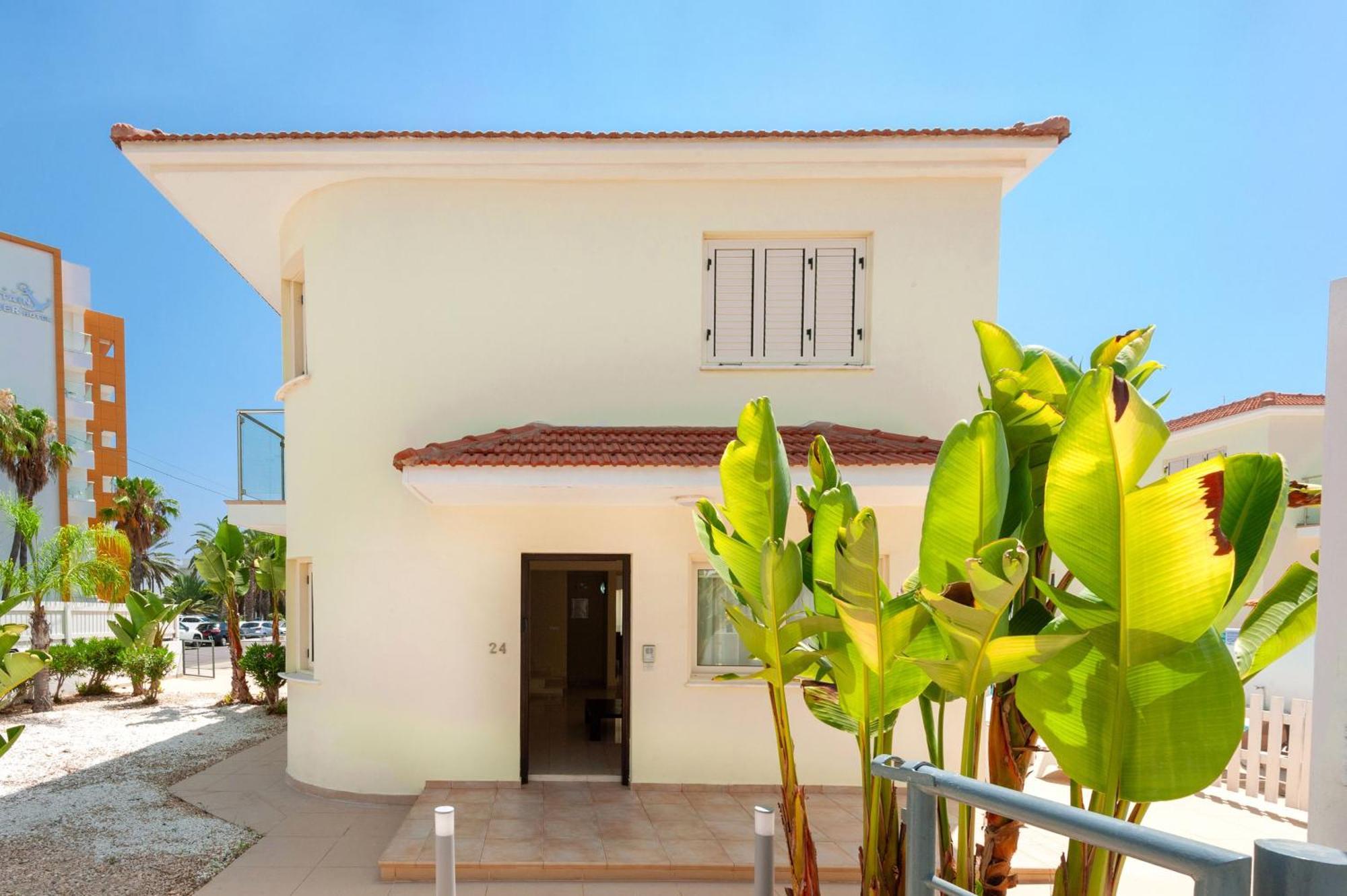 Holiday home Aurora - 100m From Pernera *
