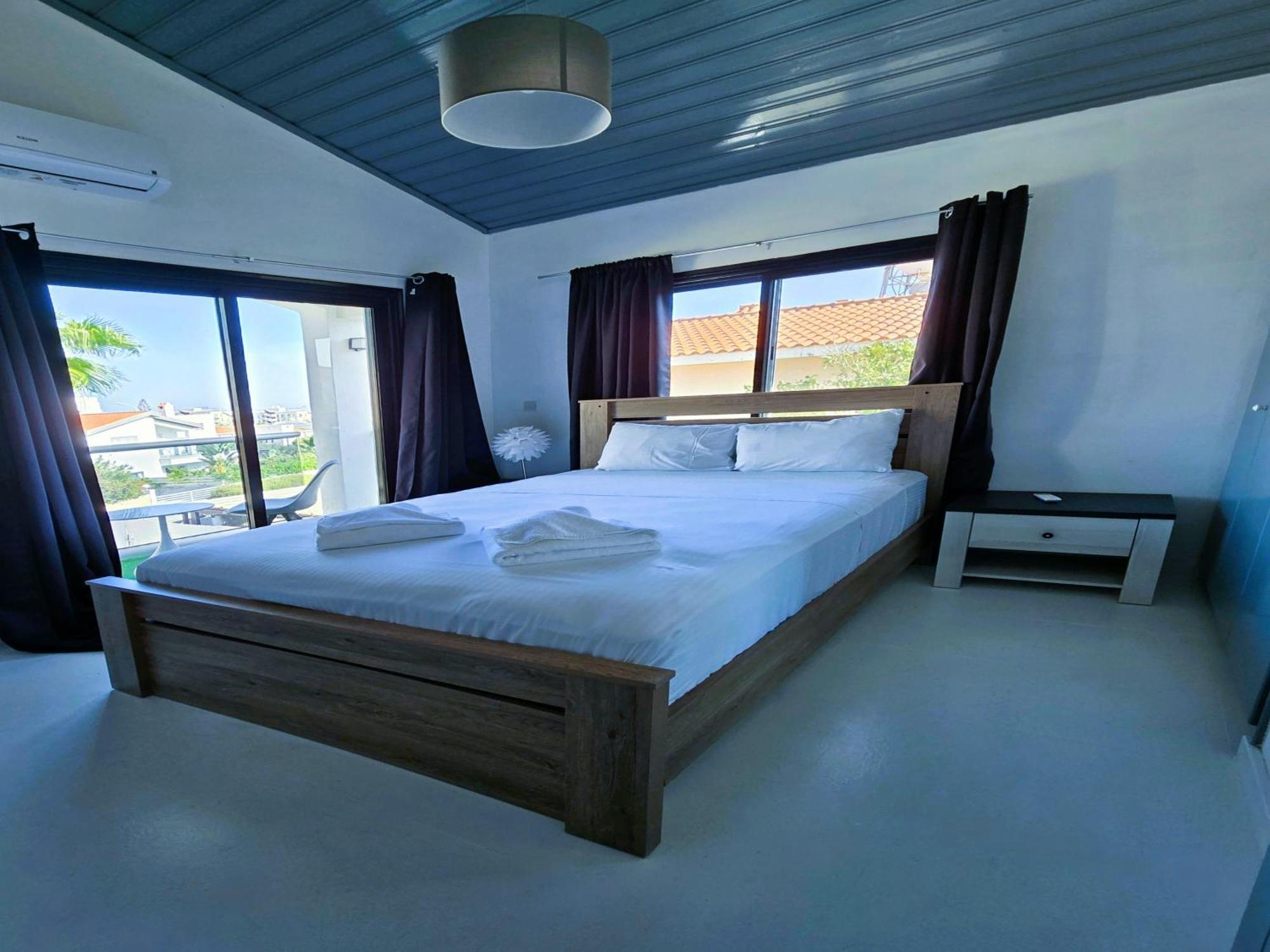 3 Bedroom Villa, Private Pool, Hot Tub Villa
