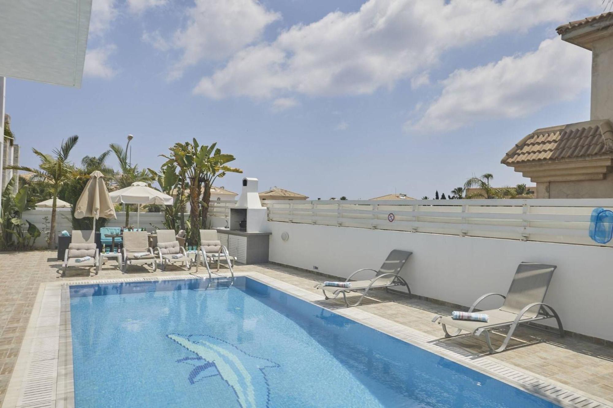 Villa Pearl Pe15 *