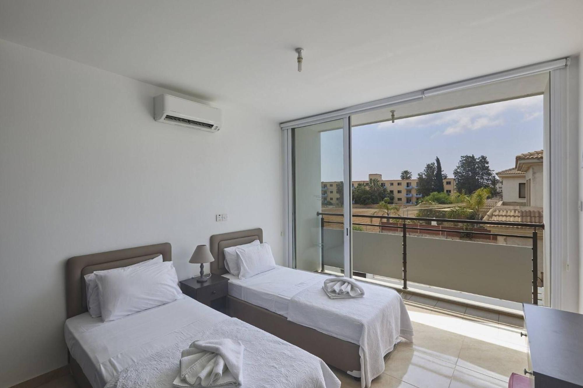 Pearl Pe15 Villa Protaras