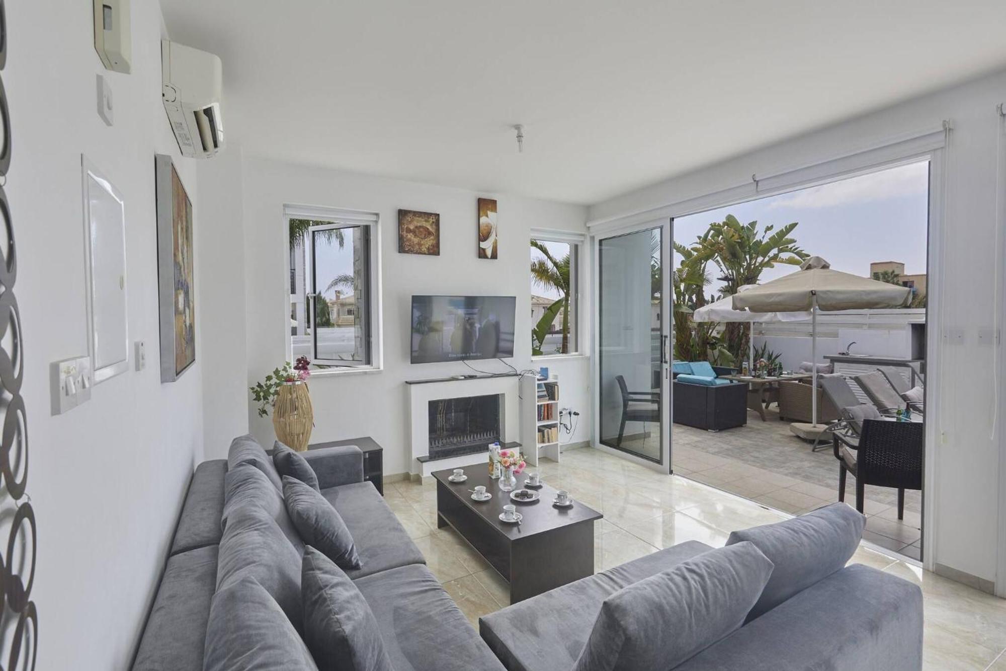 Villa Pearl Pe15 Protaras