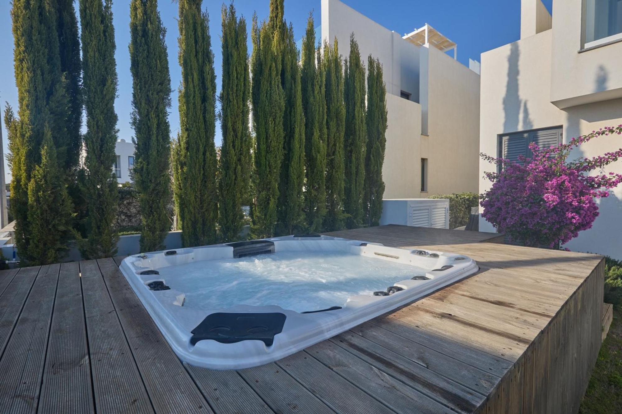 Villa Almaria *