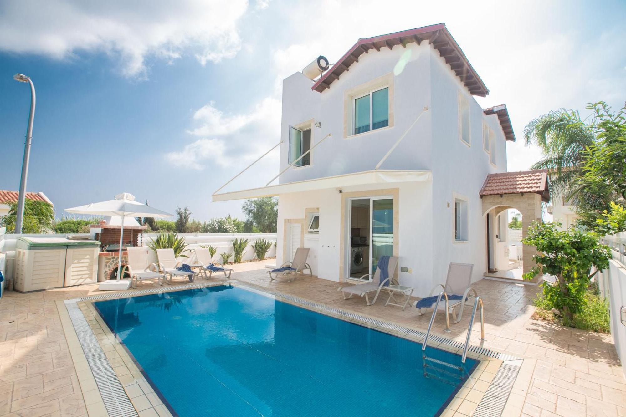 3 Schlafzimmer Mit Privatem Pool * Protaras