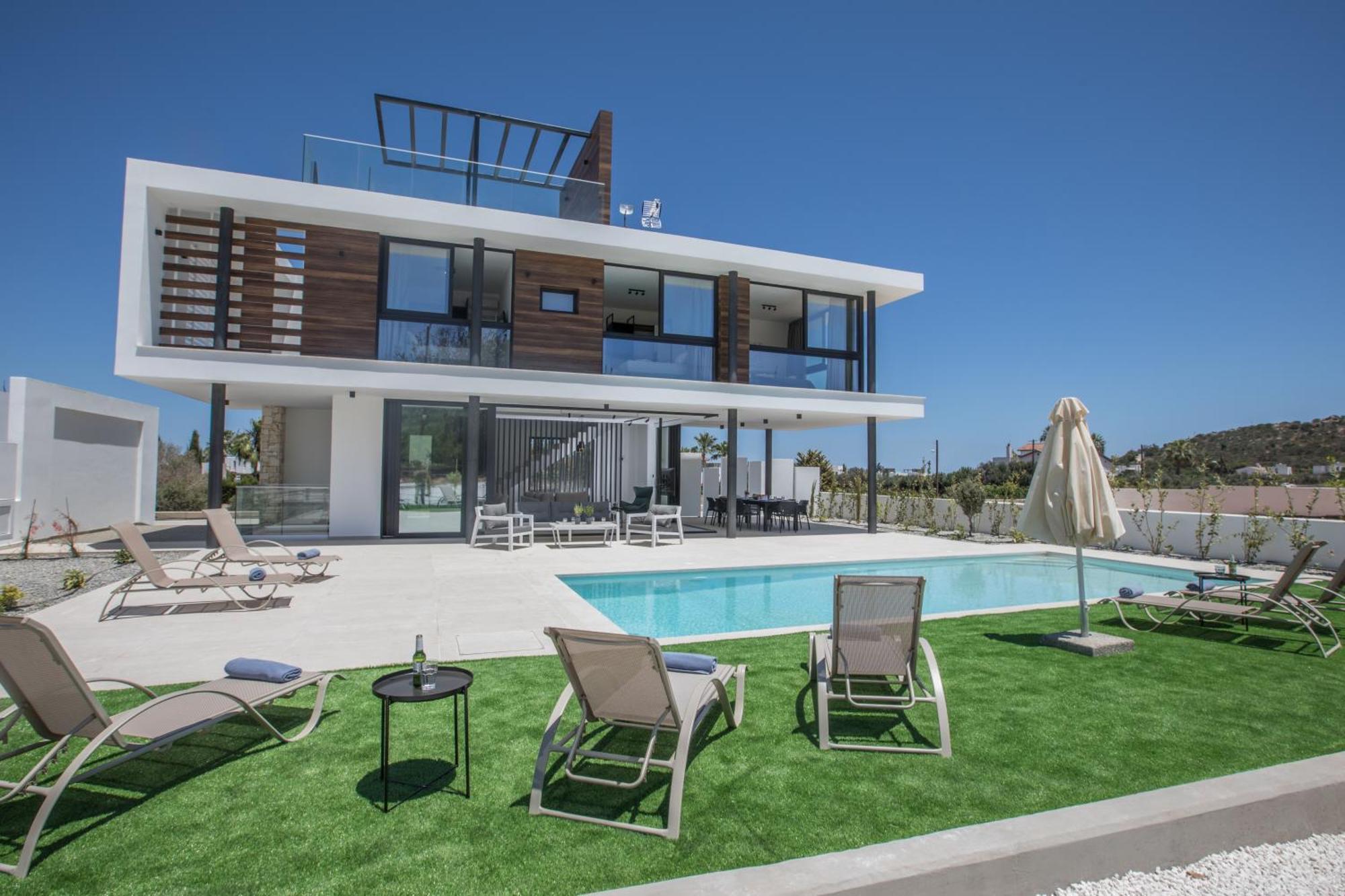 Geraeumige Mit Grossem Garten Und Pool Holiday home