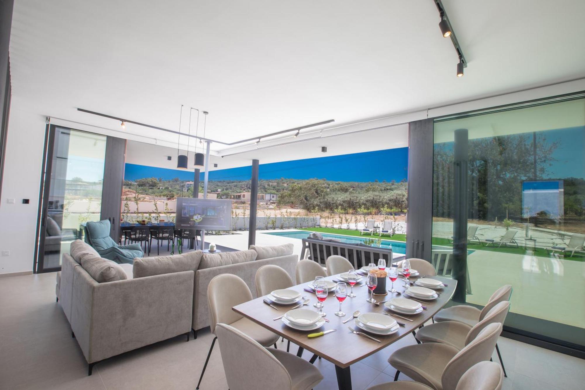 Holiday home Geraeumige Mit Grossem Garten Und Pool