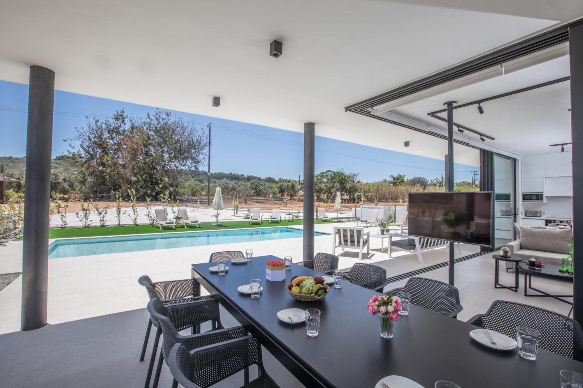 Holiday home Geraeumige Mit Grossem Garten Und Pool