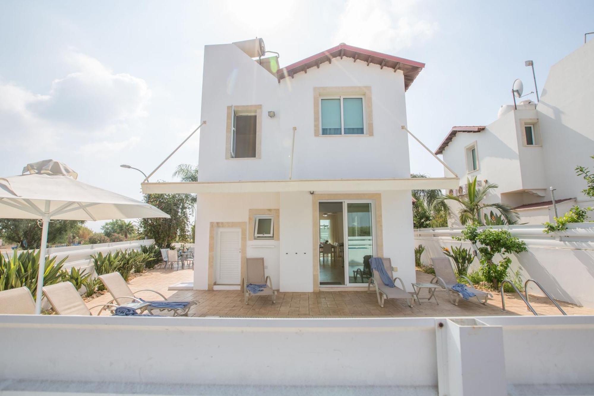 3 Schlafzimmer Mit Privatem Pool Holiday home