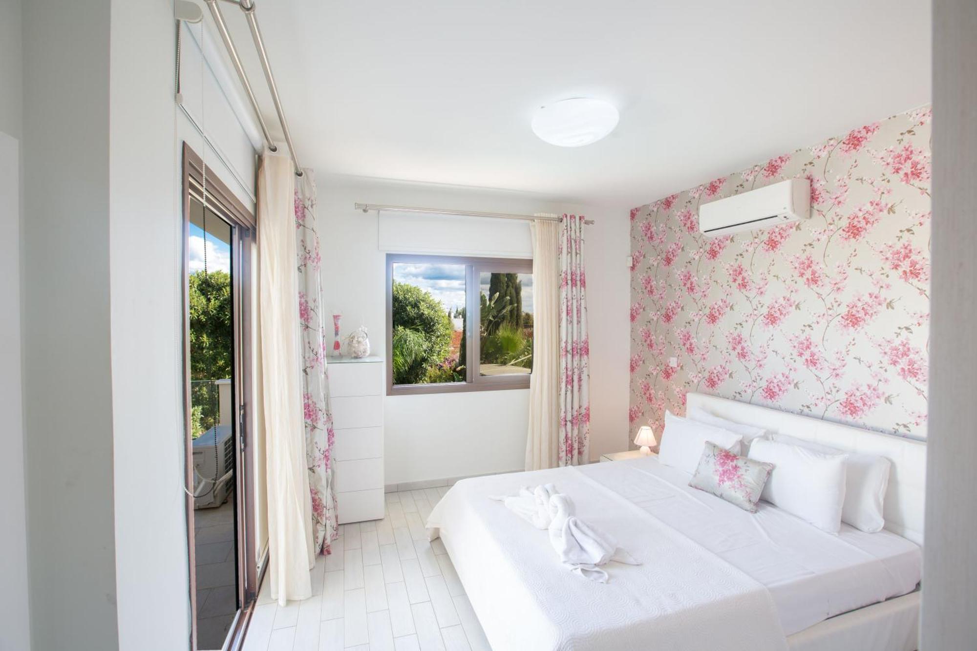 Haus In Ayia Napa Mit Privatem Pool Protaras