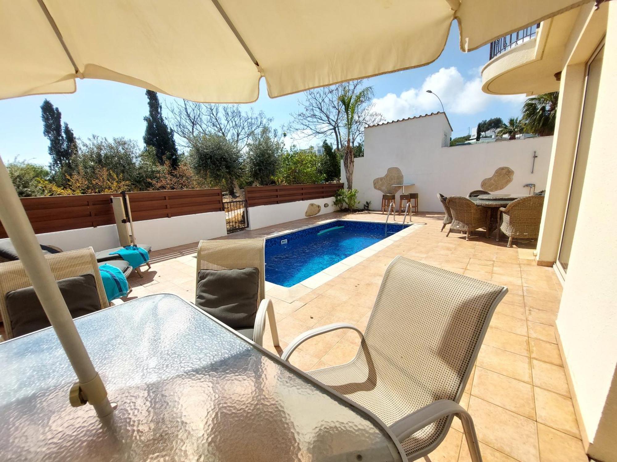 2 Bdr - Walk To Beach! Holiday home Protaras