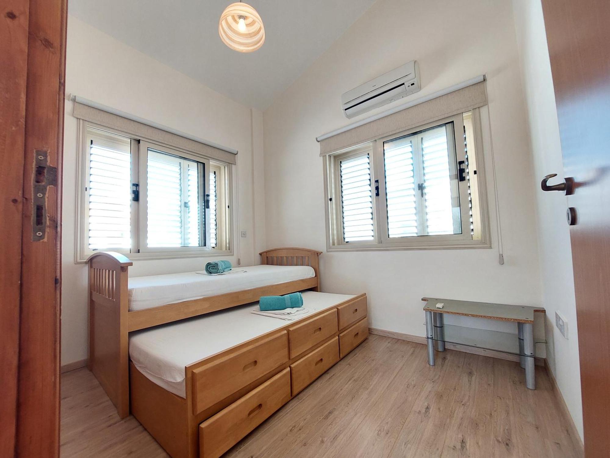 Holiday home 2 Bdr - Walk To Beach! *