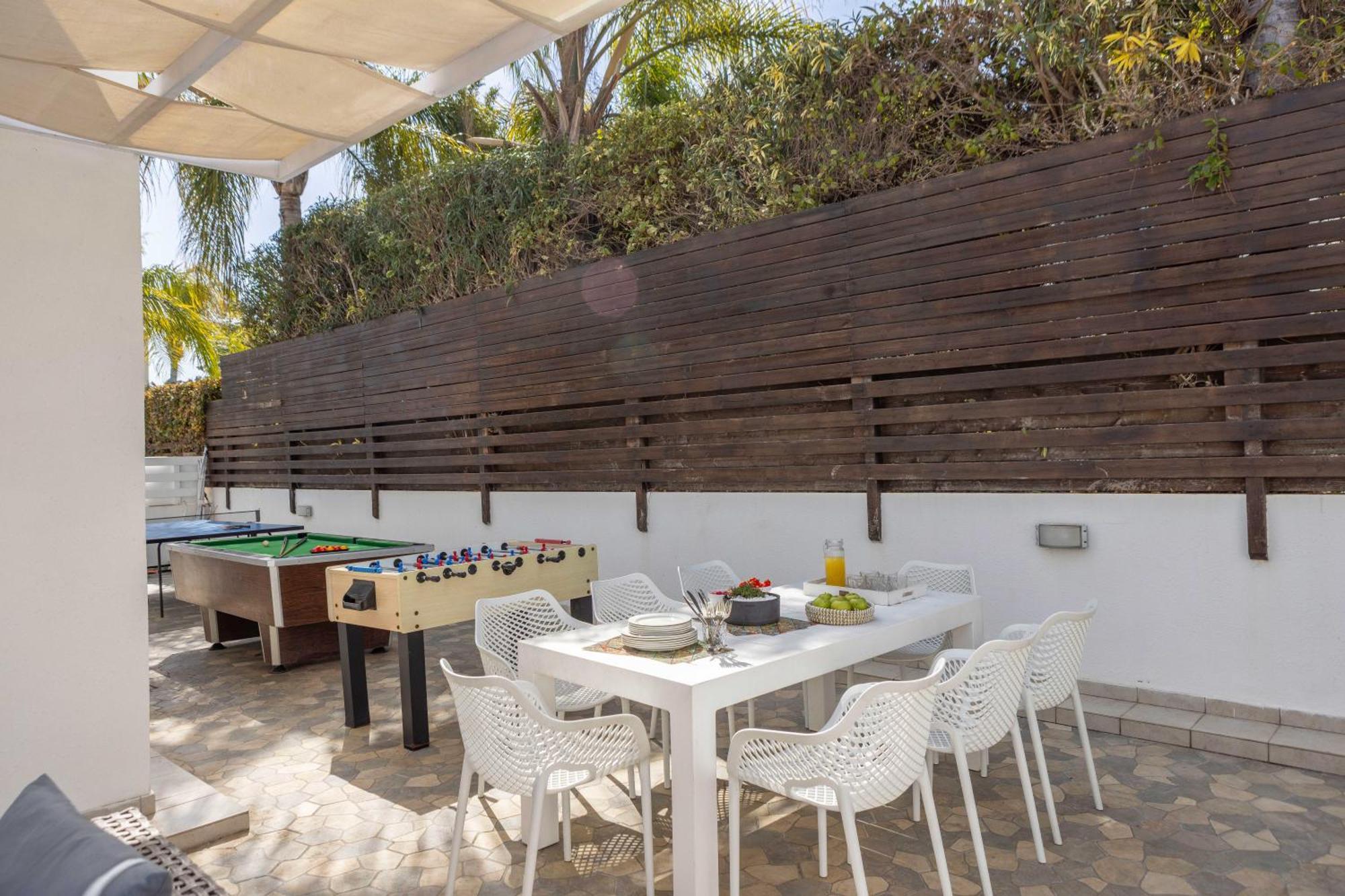 Villa View 6 -fig Tree Bay-jacuzzi-hot Tub