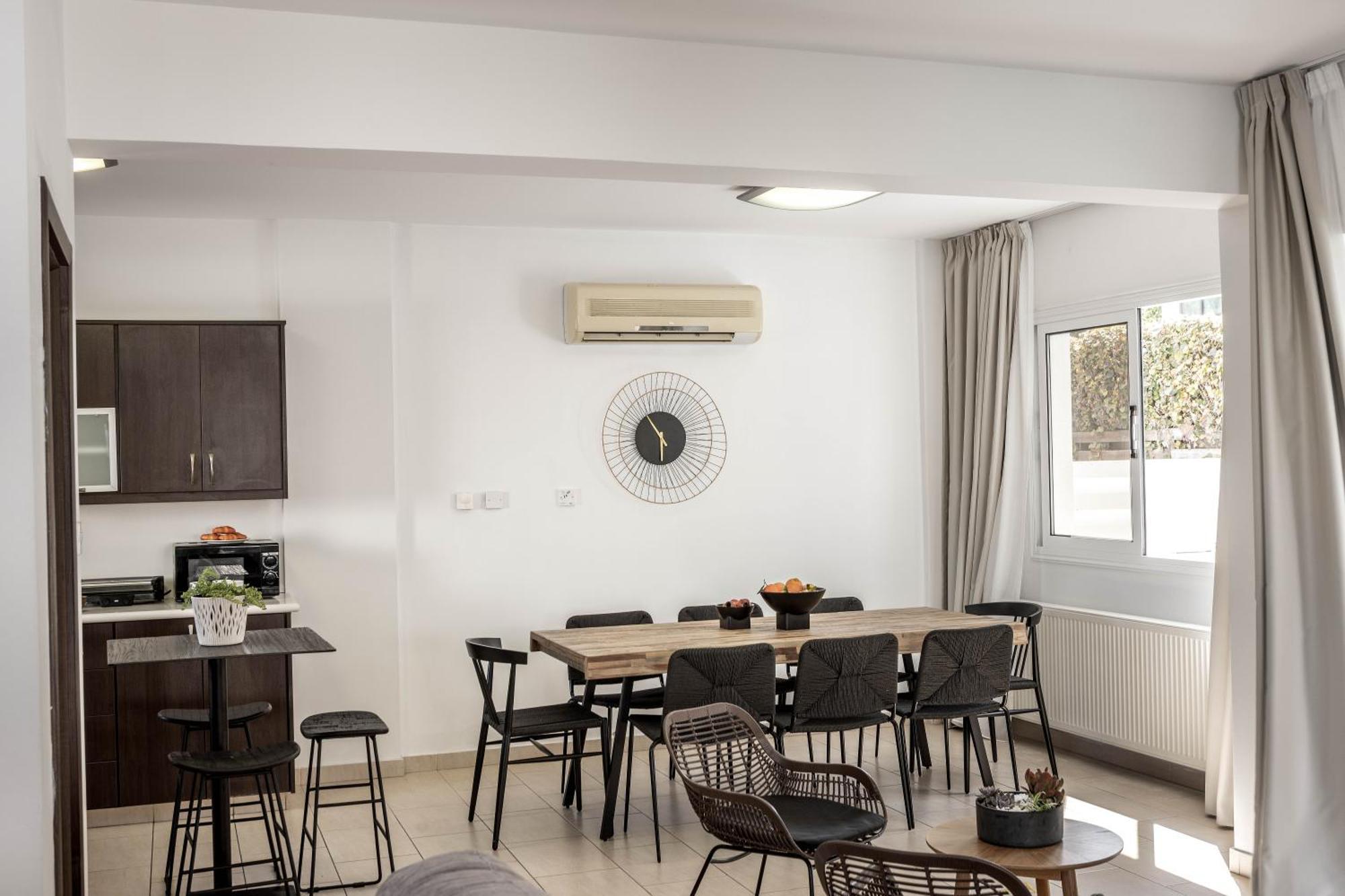 Villa View 6 -fig Tree Bay-jacuzzi-hot Tub