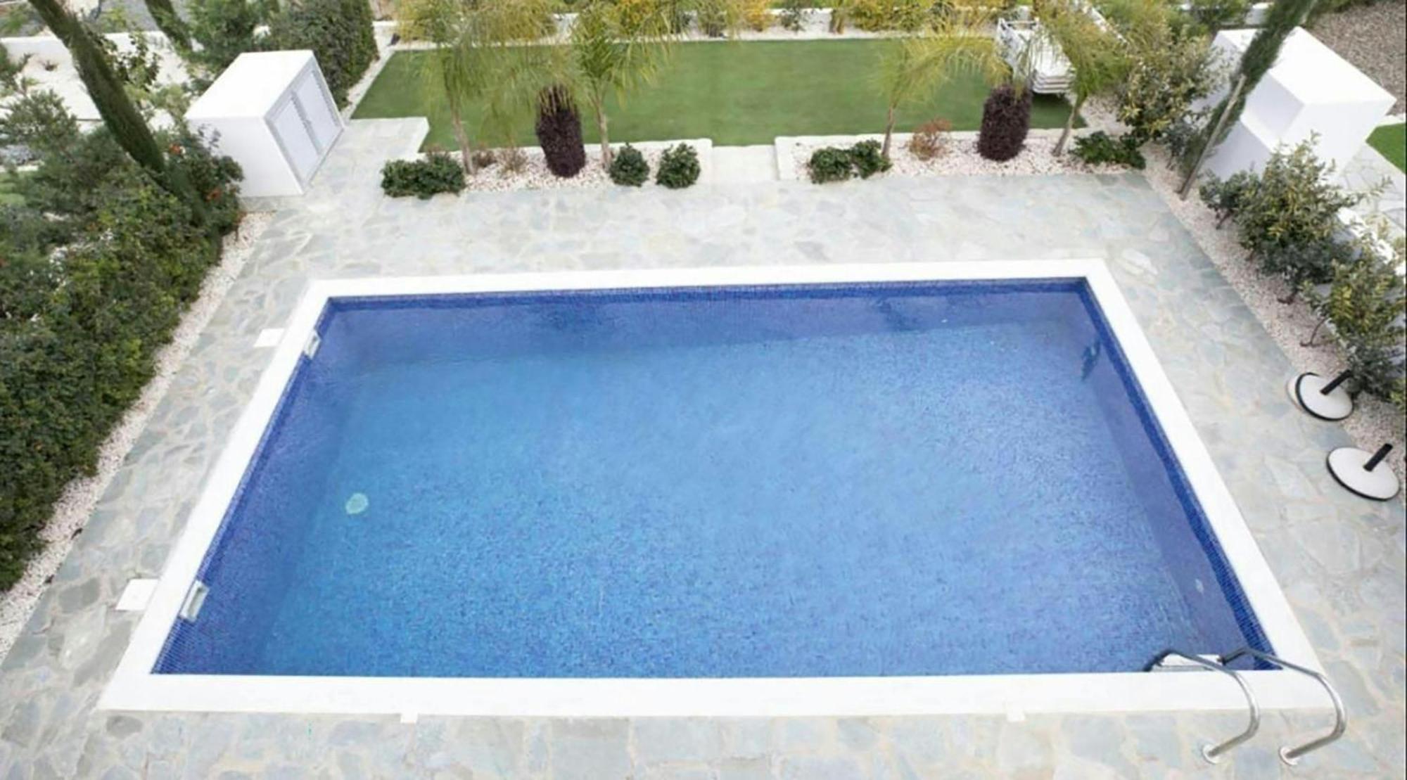 Too Coool Milos Lifestyle * Protaras