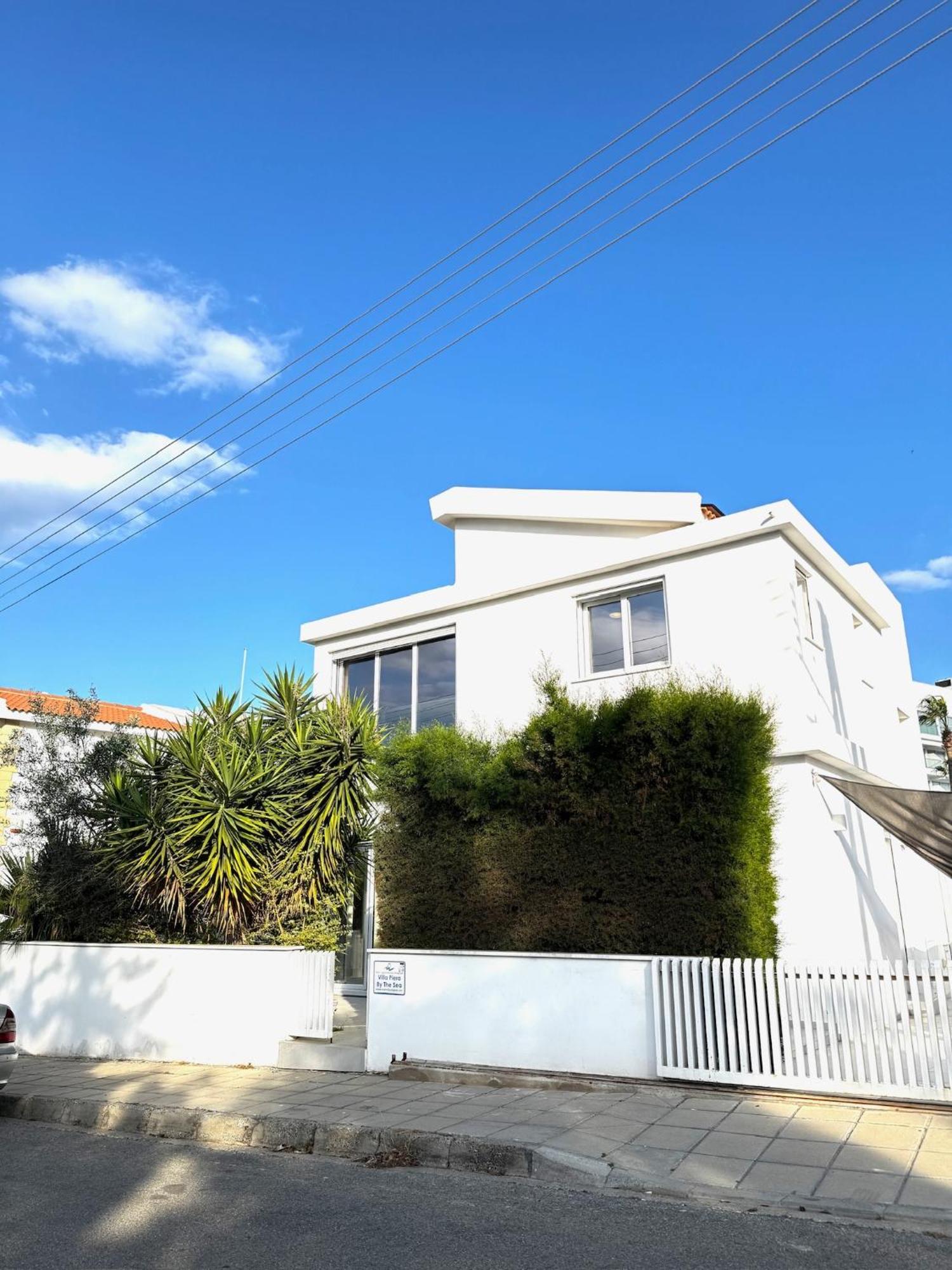 Sunset Family Villa, 1-min Walk To Villa *