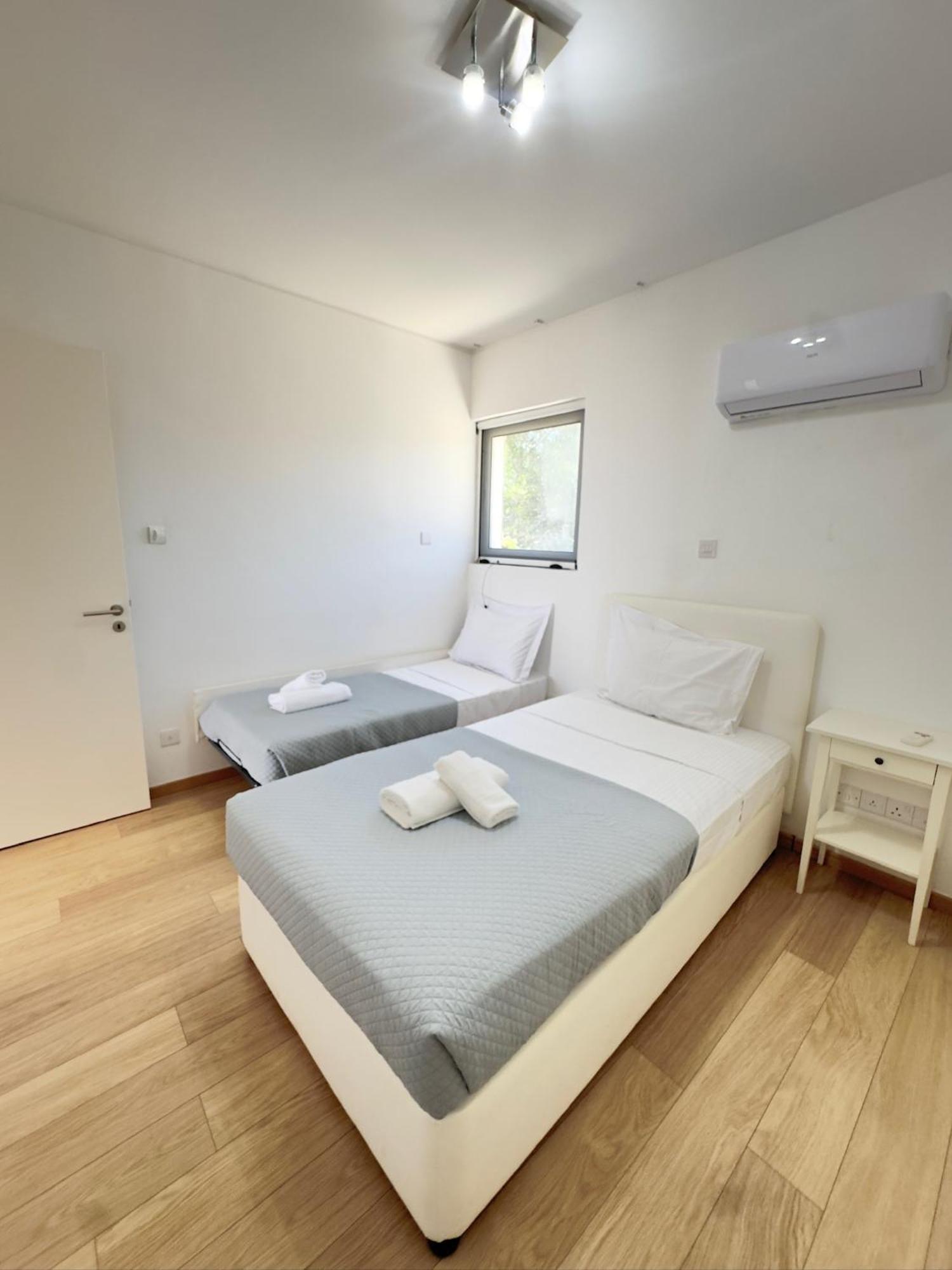Wealthystays Niceday Hill Villa, 10M Walk To Beach Villa Protaras