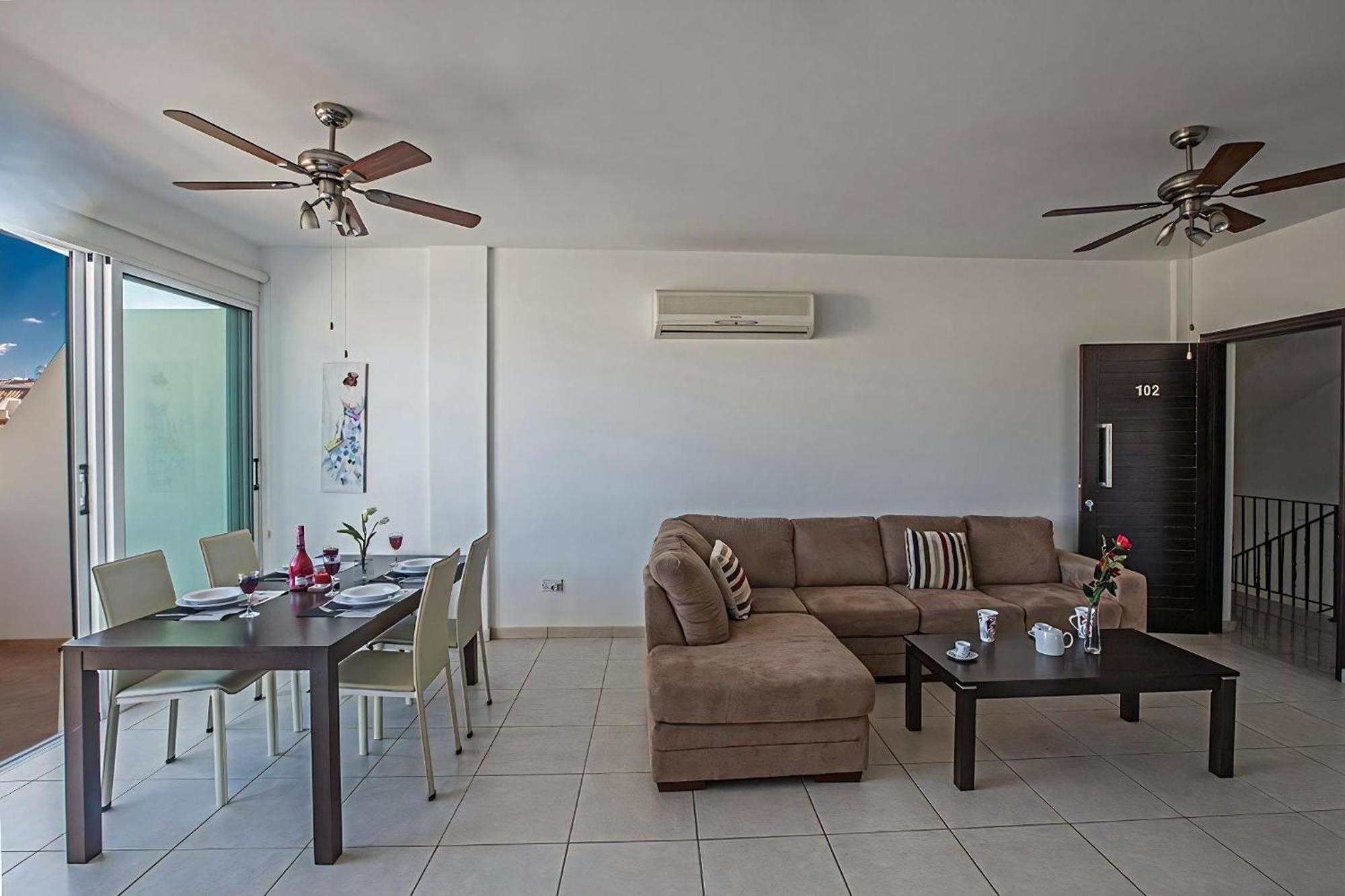 Apt, Faye Aq Or102 Apartment *