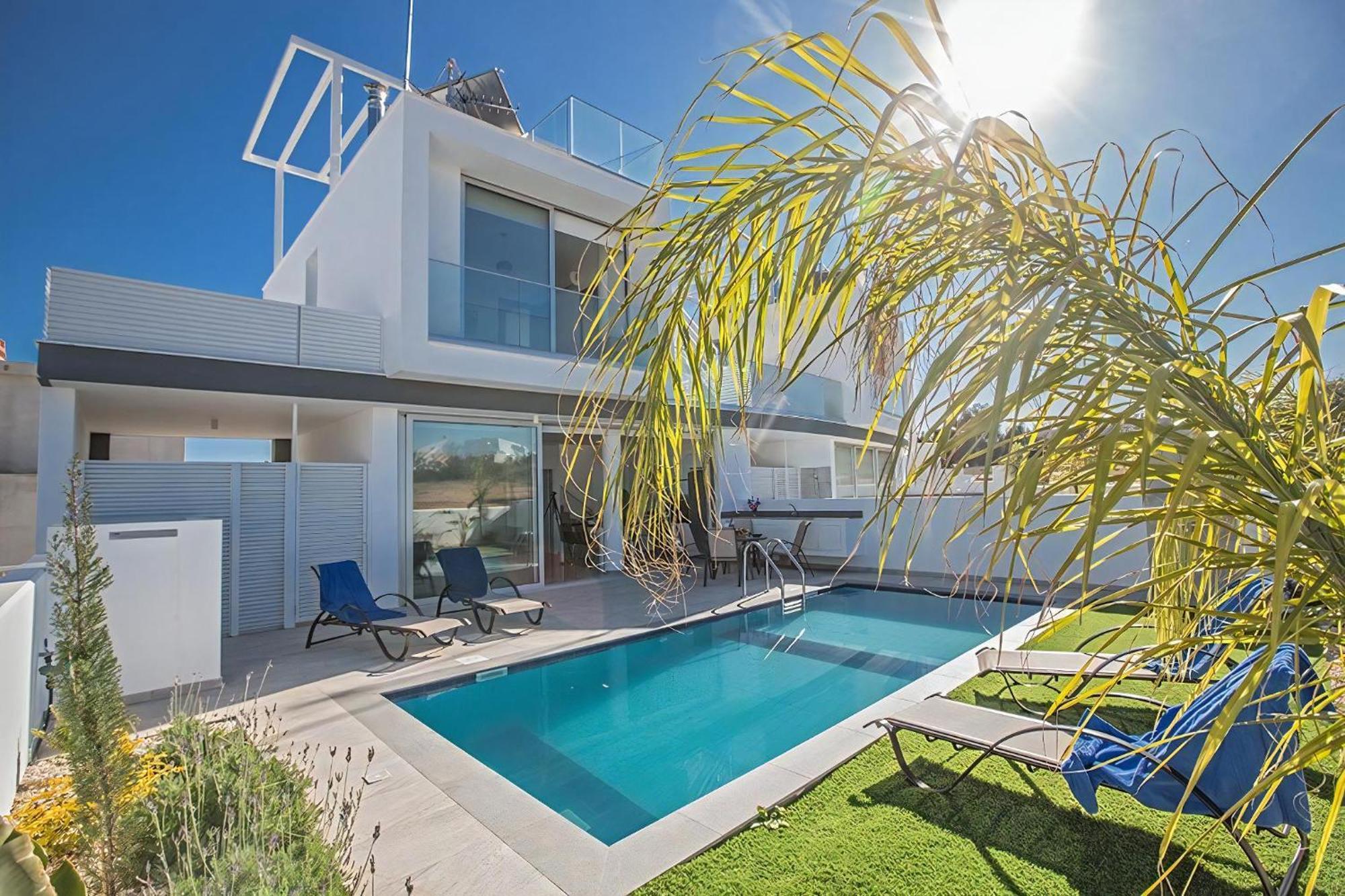Villa Natasa Aq Ol25 *