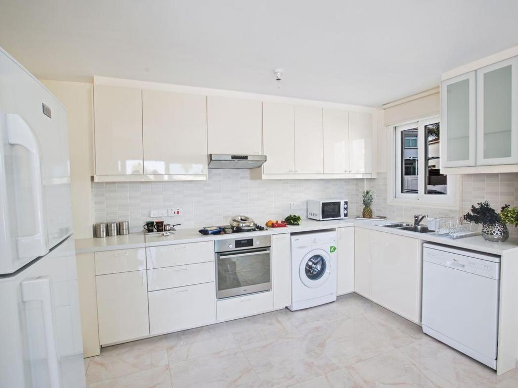 Villa Shaye Aq Me16 Villa