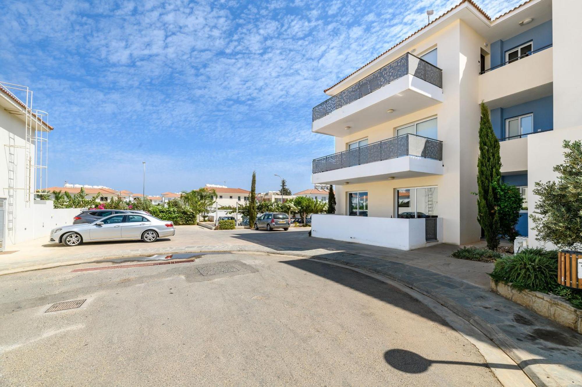 Mythical Sands Ba09 Apartment Protaras