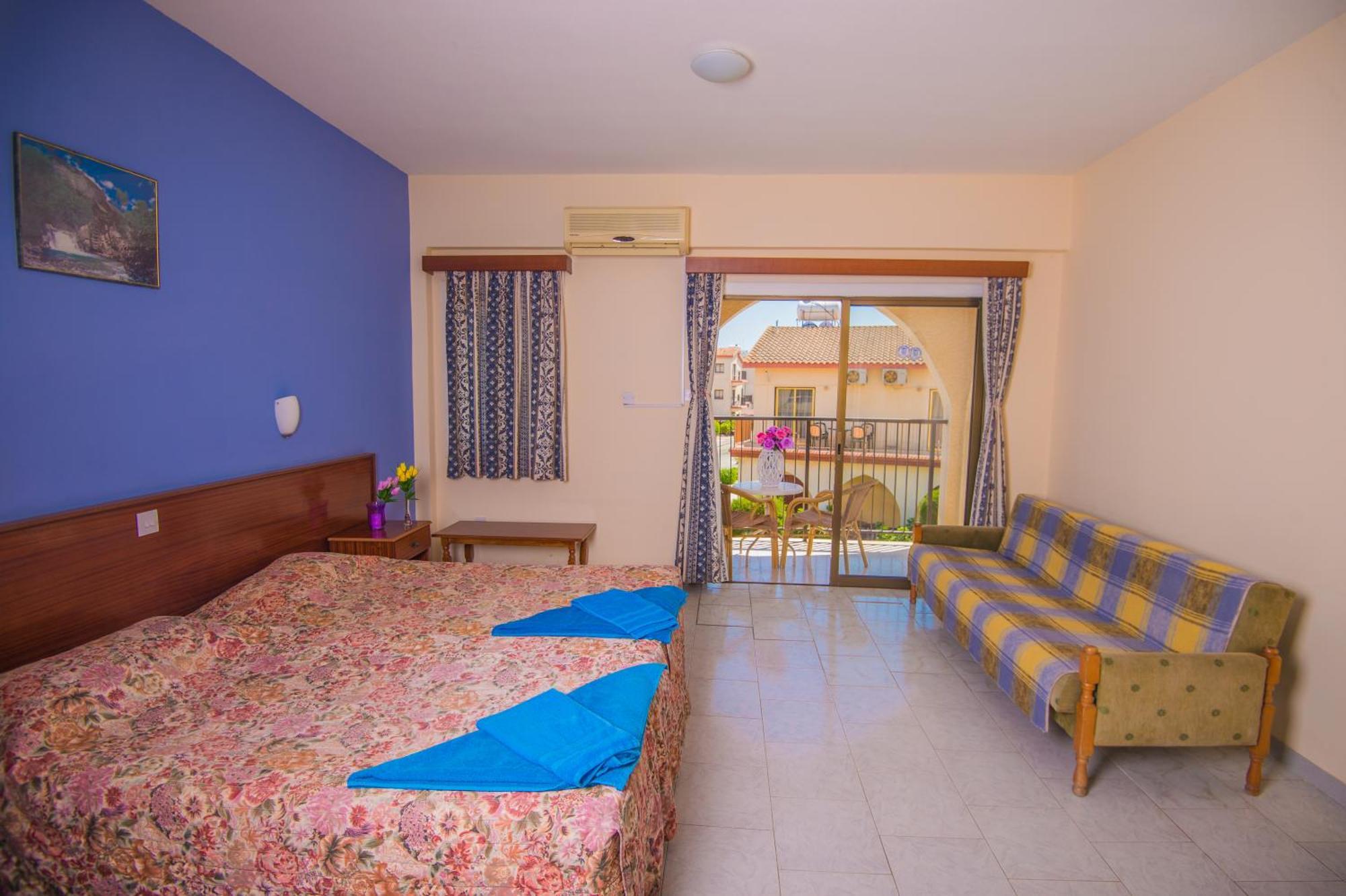 Aparthotel Windmills 3*