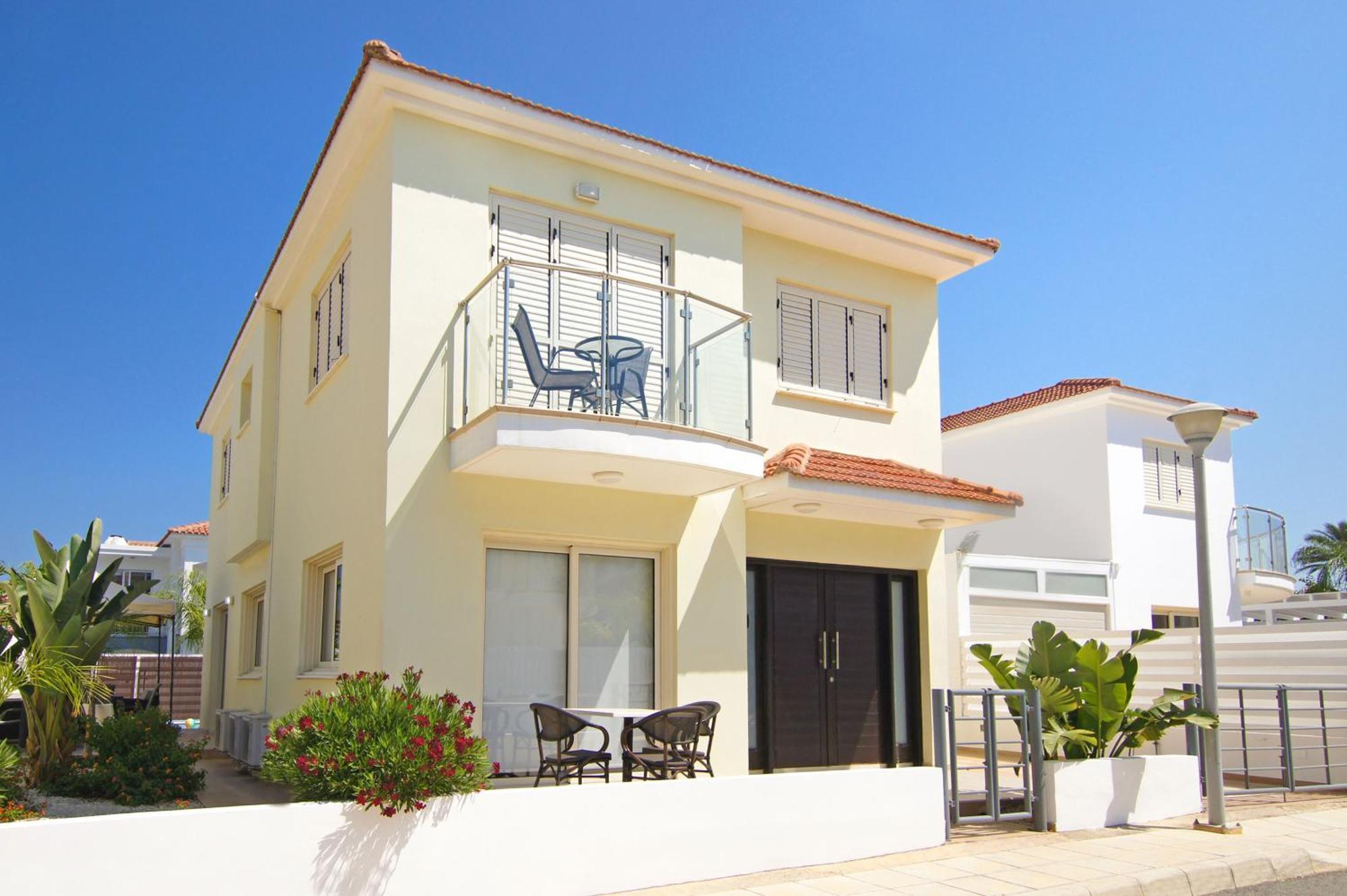 Adonia - 30m From Pernera Holiday home *