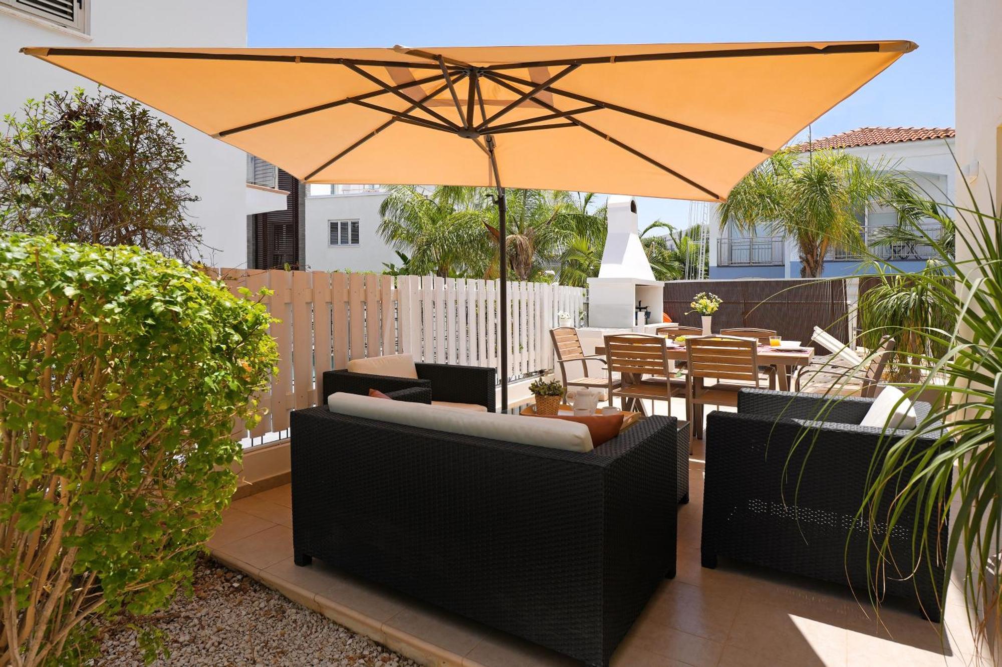 Holiday home Adonia - 30m From Pernera Protaras