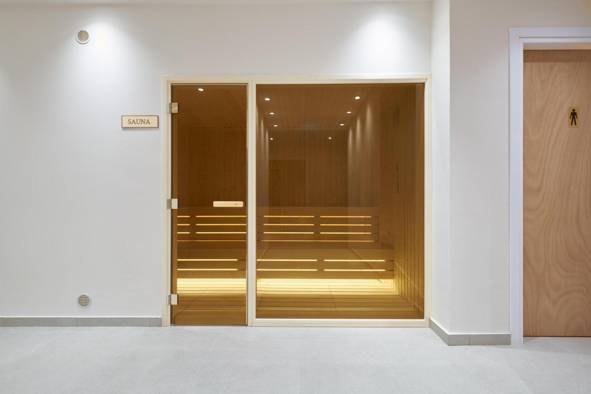 Maris Grand Aparthotel 3*