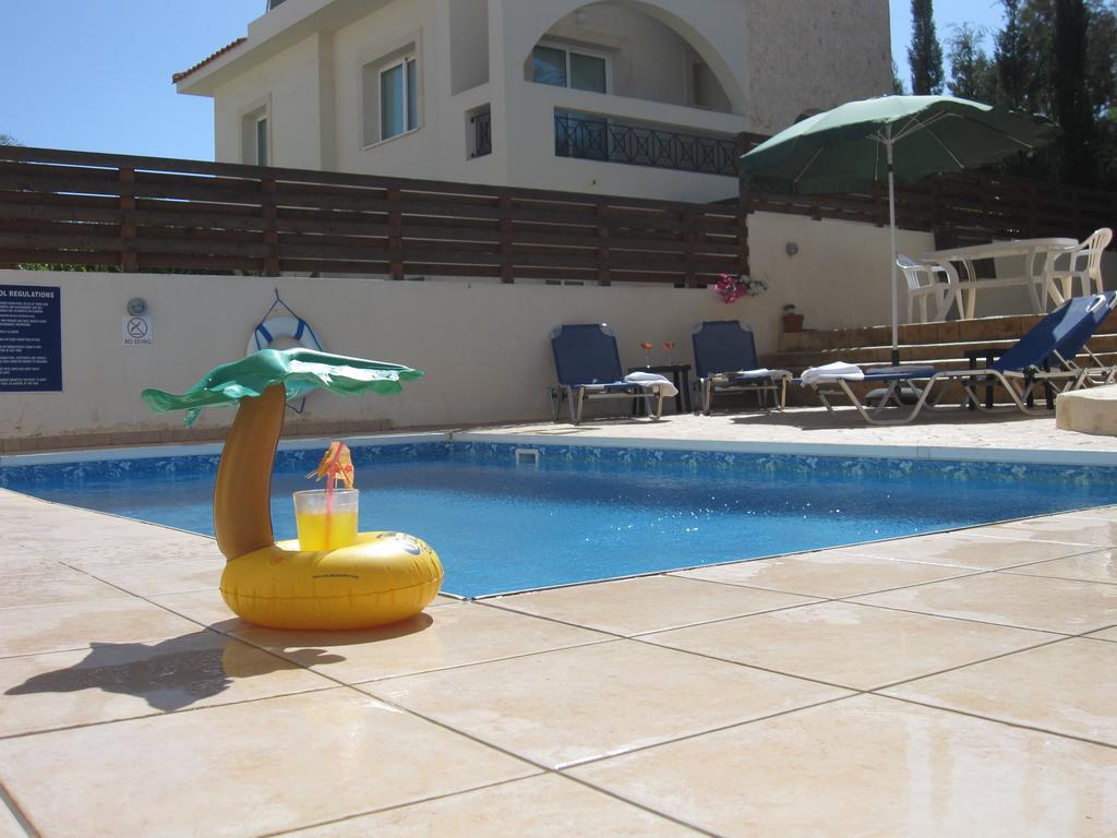 Villa Paradiso Villa *