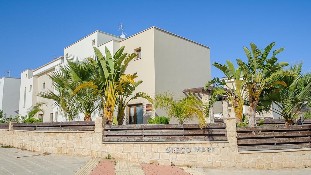 Villa Rent Private Villa 010