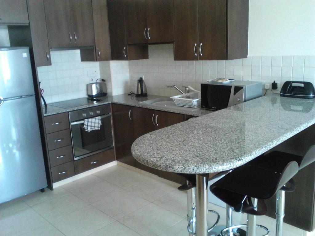 Seaview Apartment *
