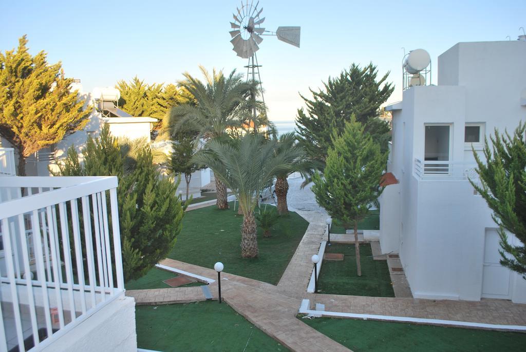 Apartment Flisvos Beach *