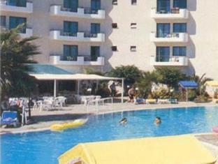 Maris Grand Aparthotel Protaras
