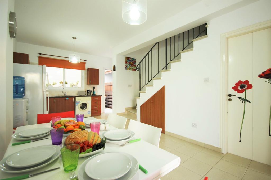 House Protaras