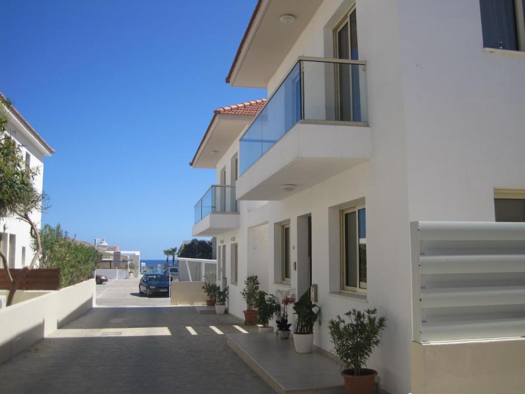Polyxenia Isaak Luxury And Apartment