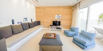 Oceanview Luxury 100 Apartment