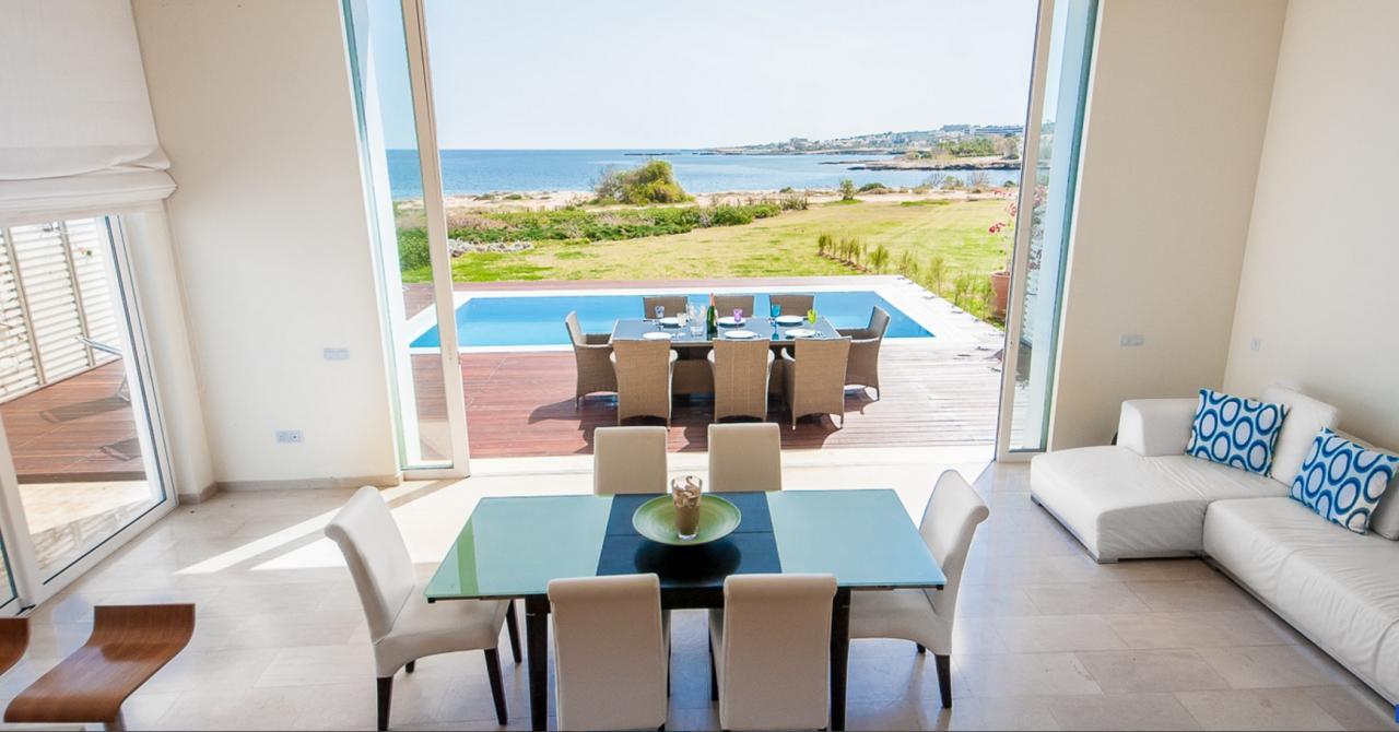 Holiday home Luxury Bay View 20 Right On τhe *