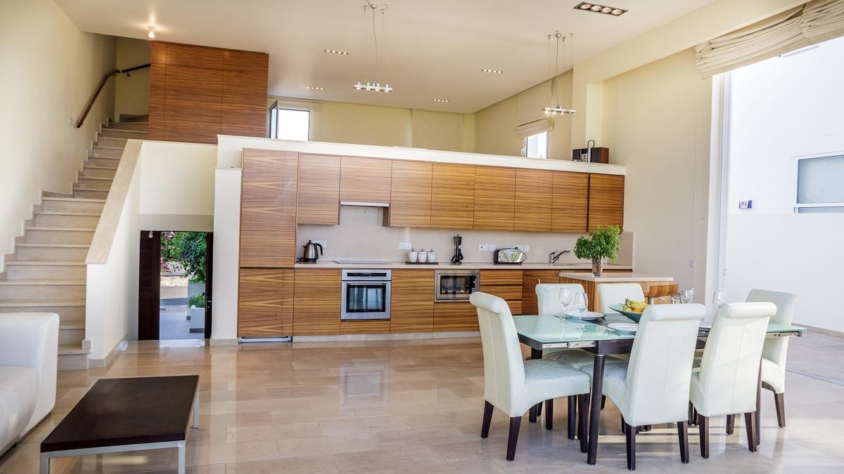 Holiday home Luxury Bay View 20 Right On τhe Protaras