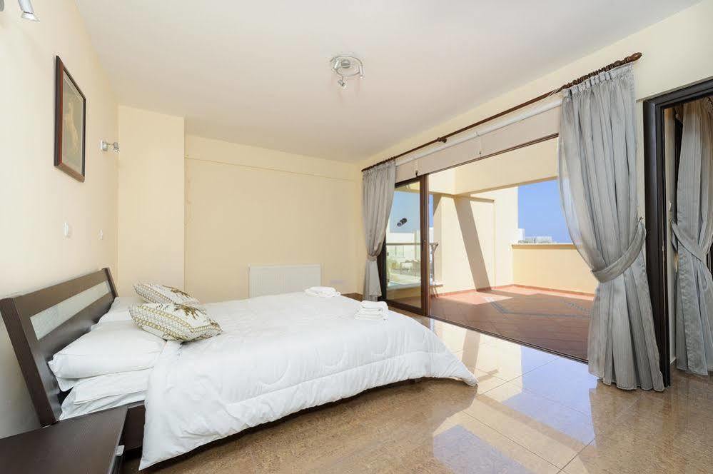 Maris Grand Aparthotel 3*