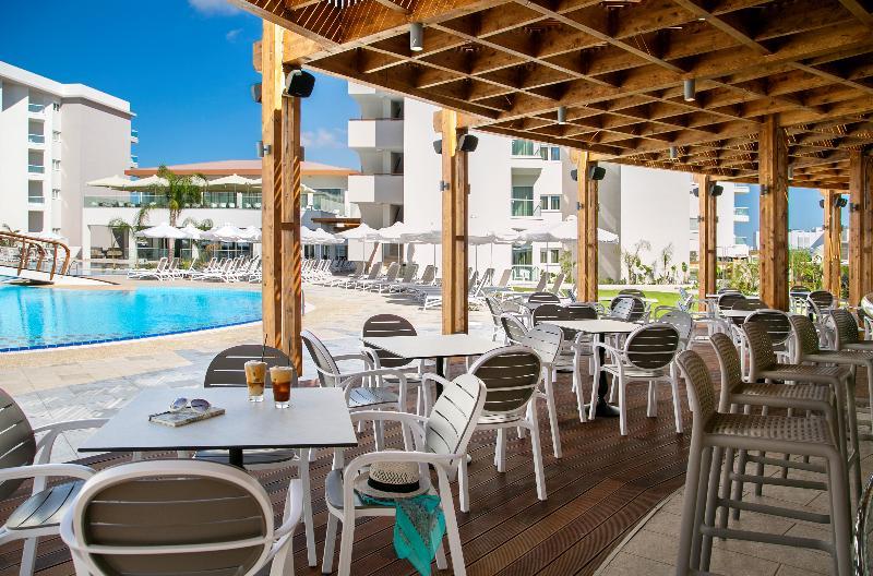 Vangelis & Hotel Protaras