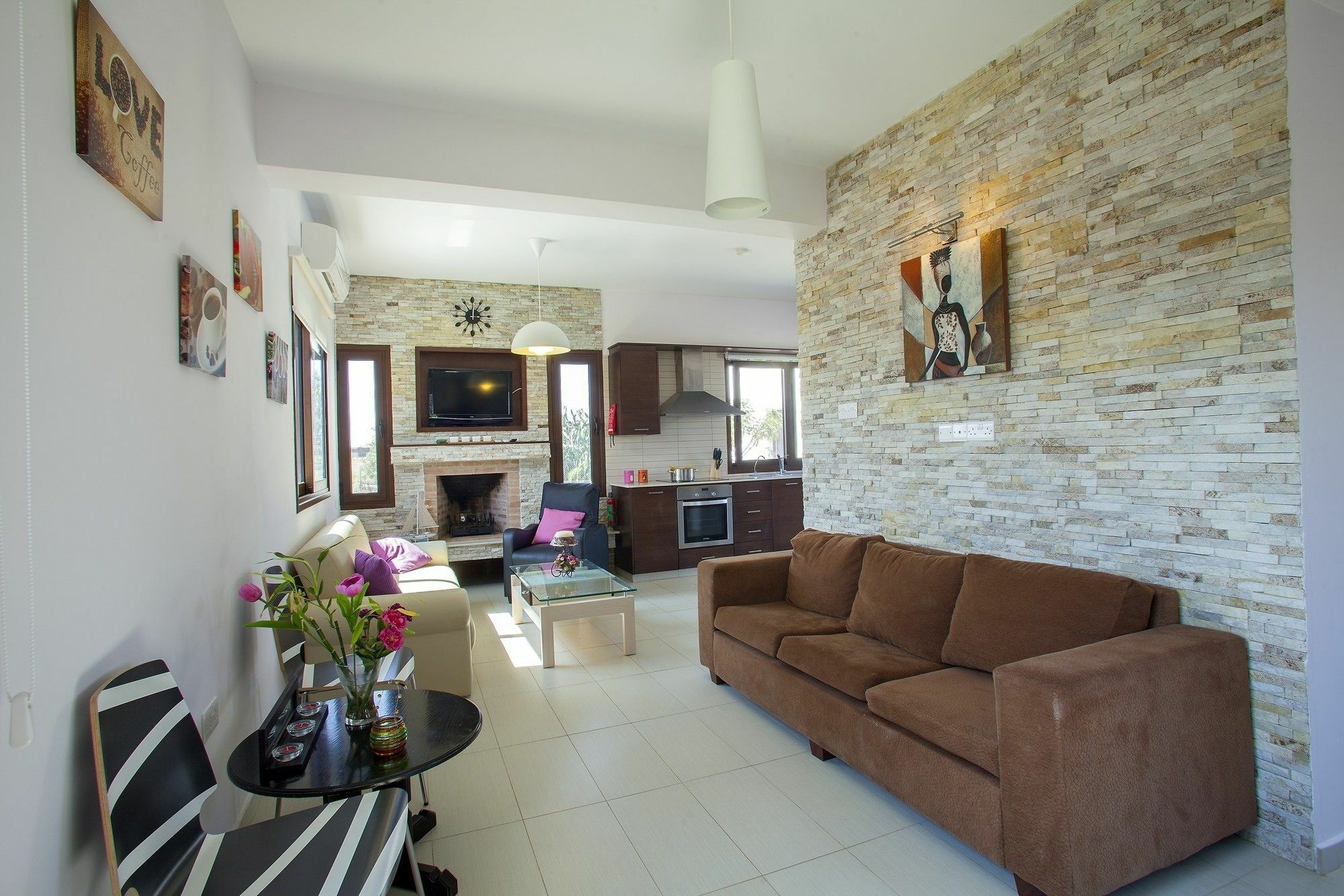 Grecos Grove Apartment *