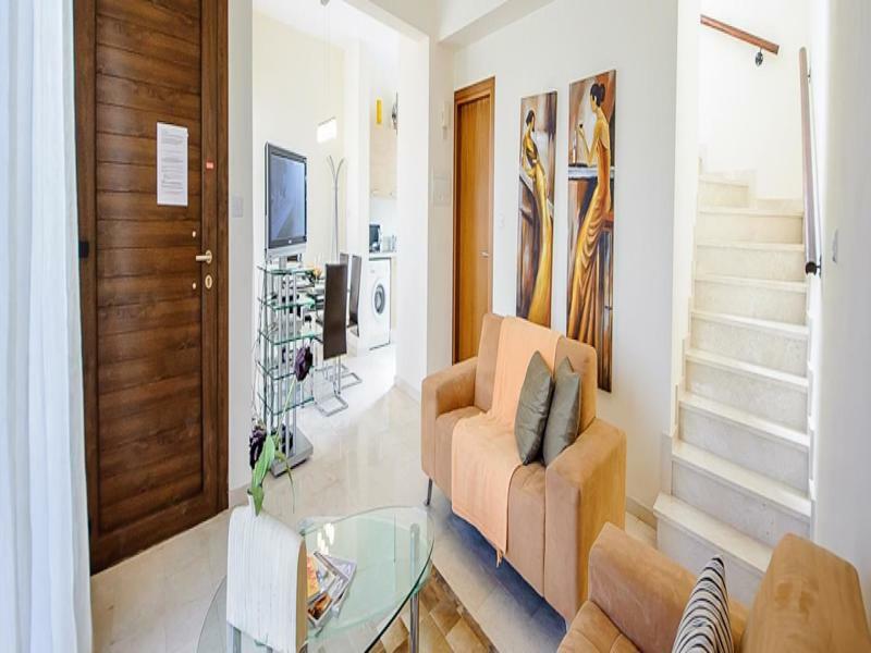 Rent Private Villa 010 *